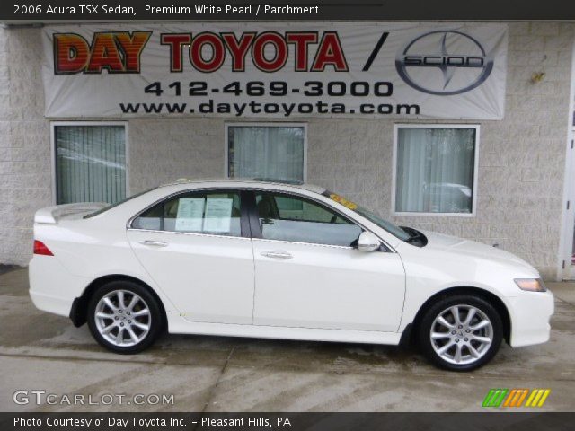 2006 Acura TSX Sedan in Premium White Pearl