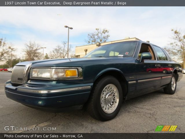 1997 Lincoln Town Car Executive in Deep Evergreen Pearl Metallic