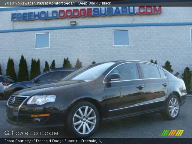 2010 Volkswagen Passat Komfort Sedan in Deep Black