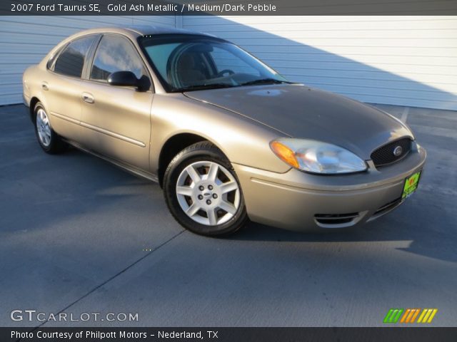 2007 Ford Taurus SE in Gold Ash Metallic