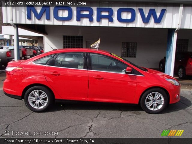 2012 Ford Focus SEL Sedan in Race Red