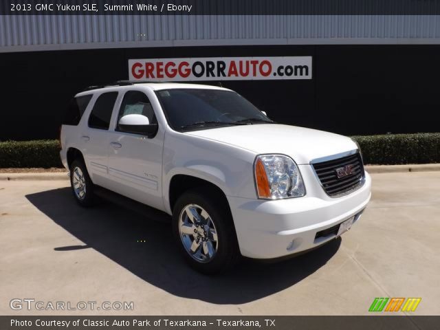 2013 GMC Yukon SLE in Summit White