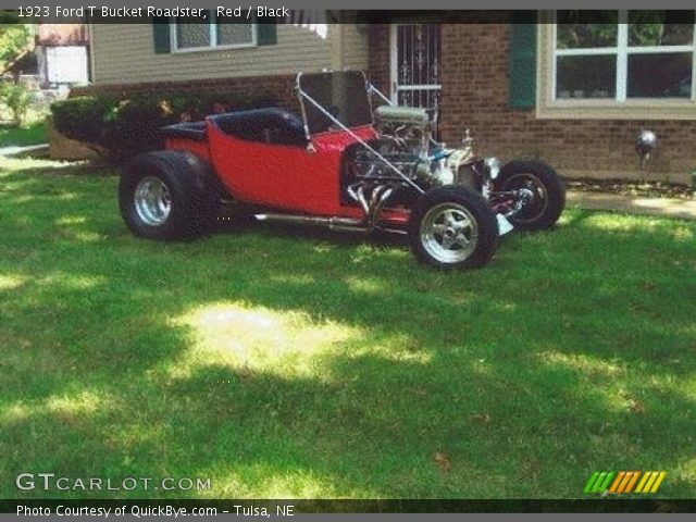 1923 Ford T Bucket Roadster in Red