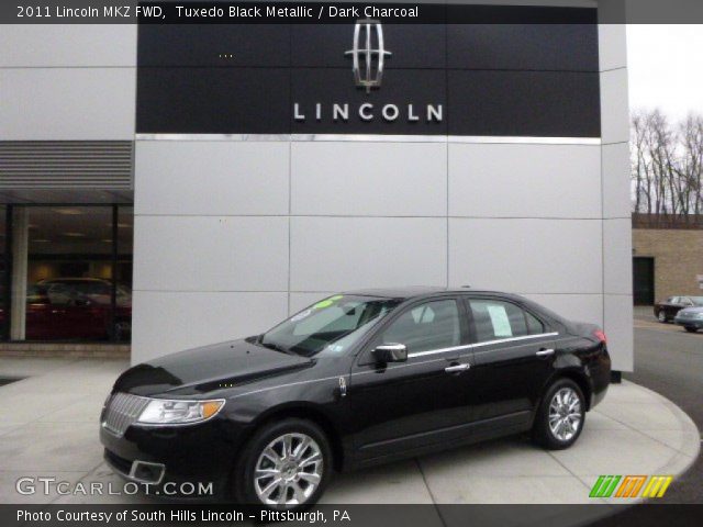 2011 Lincoln MKZ FWD in Tuxedo Black Metallic