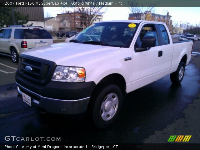 2007 Ford F150 XL SuperCab 4x4 in Oxford White