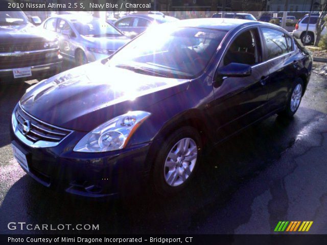 2010 Nissan Altima 2.5 S in Navy Blue