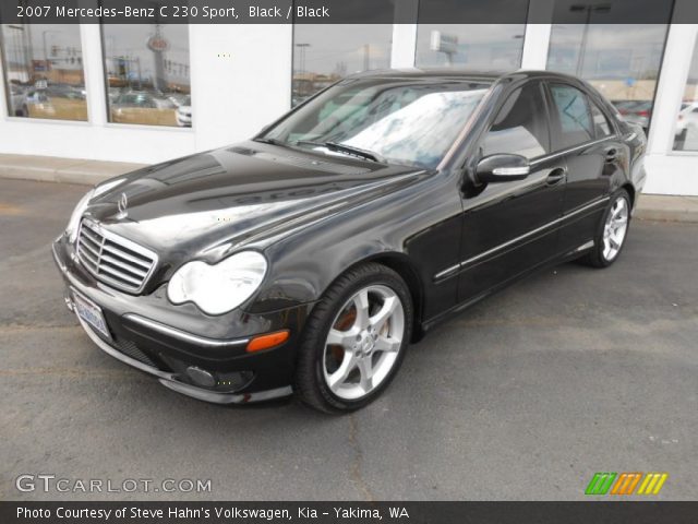2007 Mercedes-Benz C 230 Sport in Black