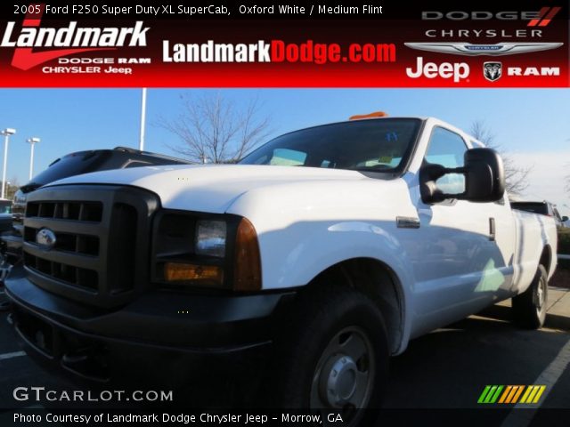 2005 Ford F250 Super Duty XL SuperCab in Oxford White