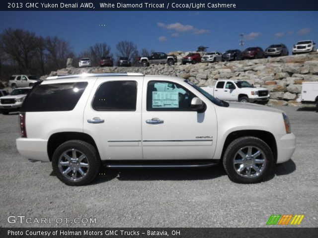 2013 GMC Yukon Denali AWD in White Diamond Tricoat