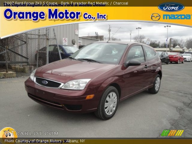 2007 Ford Focus ZX3 S Coupe in Dark Toreador Red Metallic