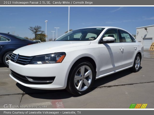 2013 Volkswagen Passat 2.5L SE in Candy White