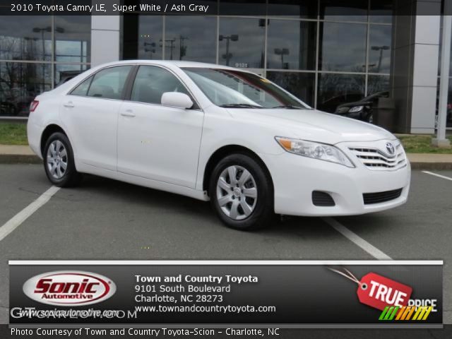 2010 Toyota Camry LE in Super White