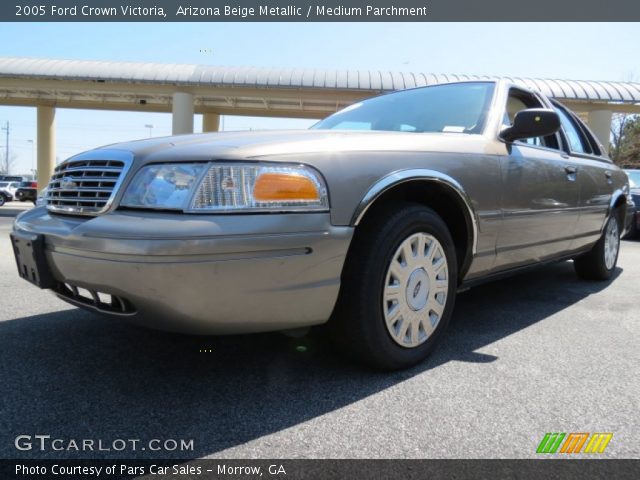 2005 Ford Crown Victoria  in Arizona Beige Metallic