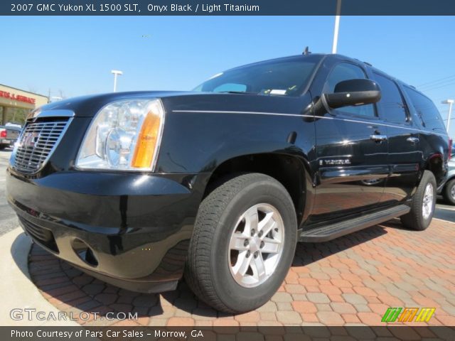 2007 GMC Yukon XL 1500 SLT in Onyx Black