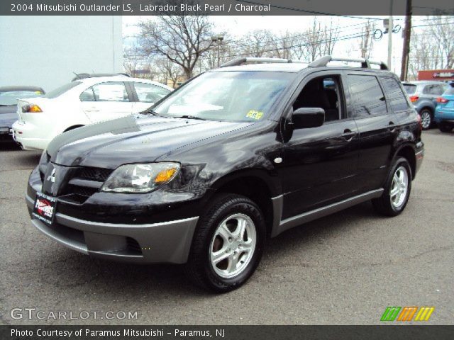 2004 Mitsubishi Outlander LS in Labrador Black Pearl