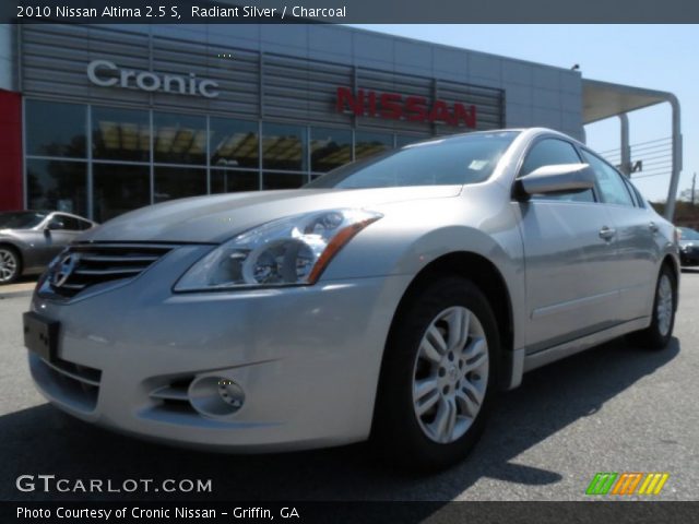 2010 Nissan Altima 2.5 S in Radiant Silver