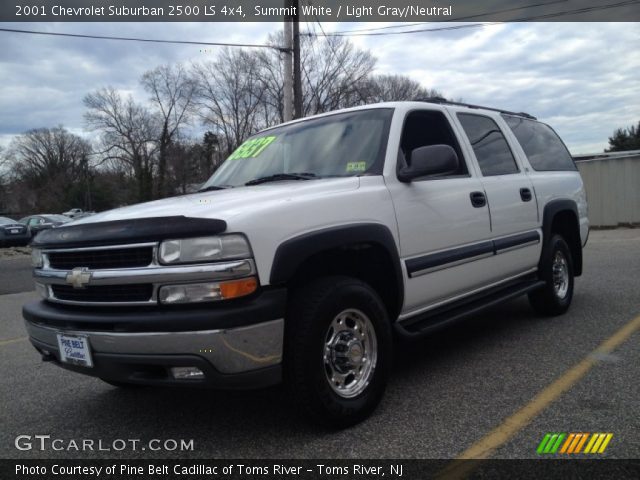 2001 Chevrolet Suburban 2500 LS 4x4 in Summit White