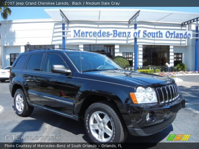 2007 Jeep Grand Cherokee Laredo in Black