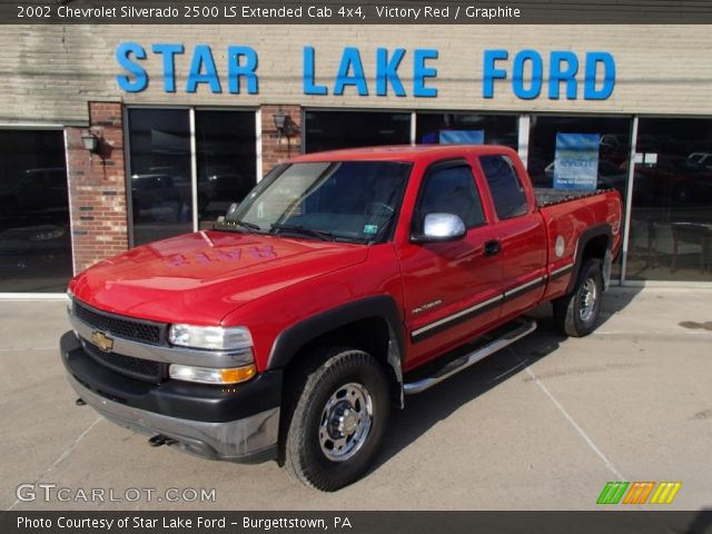 2002 Chevrolet Silverado 2500 LS Extended Cab 4x4 in Victory Red