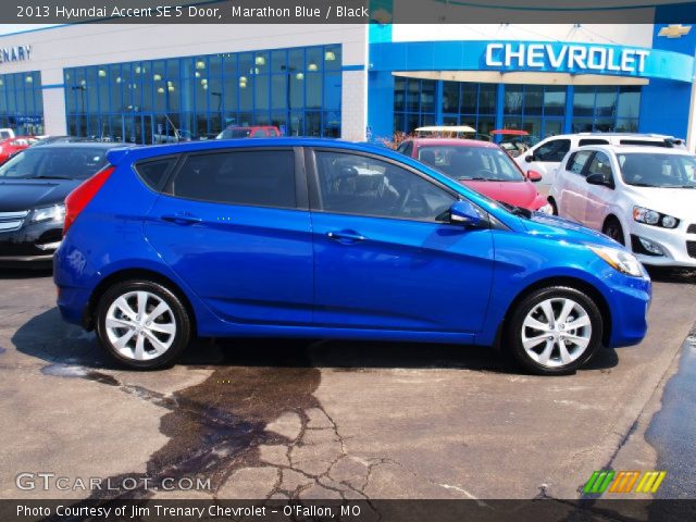 2013 Hyundai Accent SE 5 Door in Marathon Blue