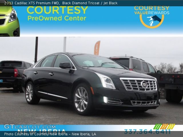 2013 Cadillac XTS Premium FWD in Black Diamond Tricoat