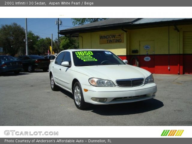 2001 Infiniti I 30 Sedan in Aspen White Pearl