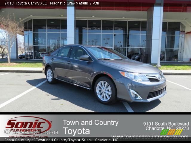 2013 Toyota Camry XLE in Magnetic Gray Metallic