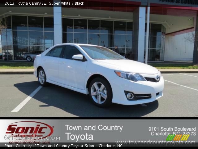 2013 Toyota Camry SE in Super White