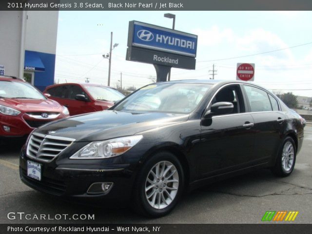2011 Hyundai Genesis 3.8 Sedan in Black Noir Pearl
