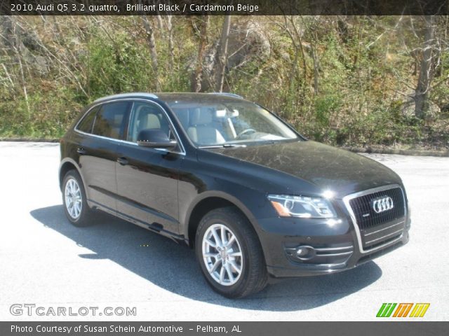 2010 Audi Q5 3.2 quattro in Brilliant Black
