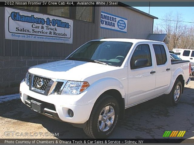 2012 Nissan Frontier SV Crew Cab 4x4 in Avalanche White