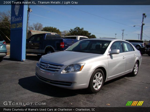 2006 Toyota Avalon XL in Titanium Metallic