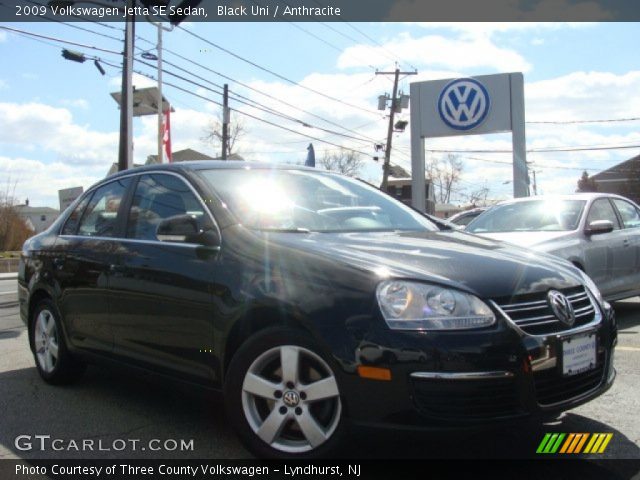 2009 Volkswagen Jetta SE Sedan in Black Uni