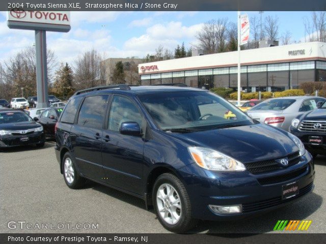 2004 Toyota Sienna XLE in Stratosphere Mica