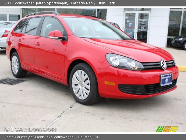 2013 Volkswagen Jetta S SportWagen in Tornado Red