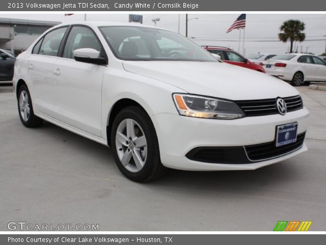 2013 Volkswagen Jetta TDI Sedan in Candy White