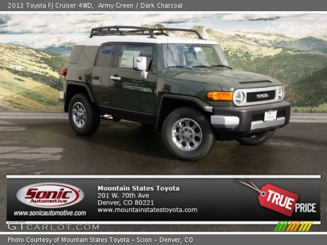2013 Toyota FJ Cruiser 4WD in Army Green
