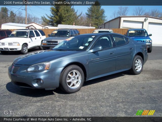 2006 Pontiac Grand Prix Sedan in Stealth Gray Metallic