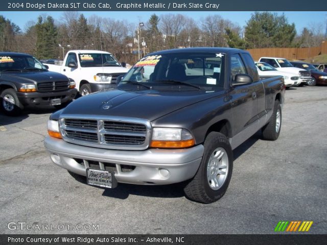 2004 Dodge Dakota SLT Club Cab in Graphite Metallic