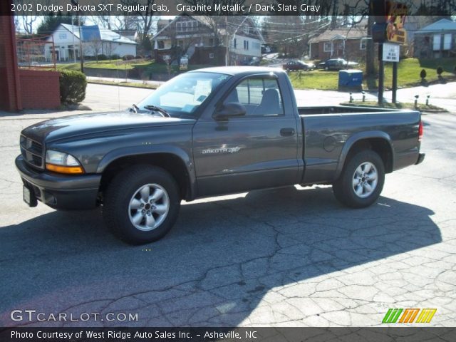 2002 Dodge Dakota SXT Regular Cab in Graphite Metallic