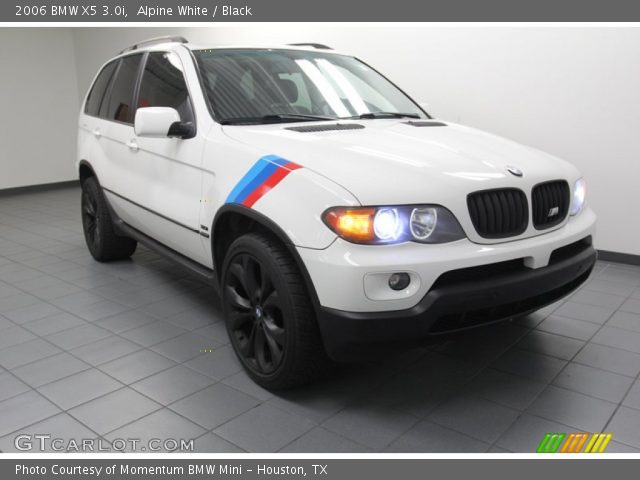 2006 BMW X5 3.0i in Alpine White