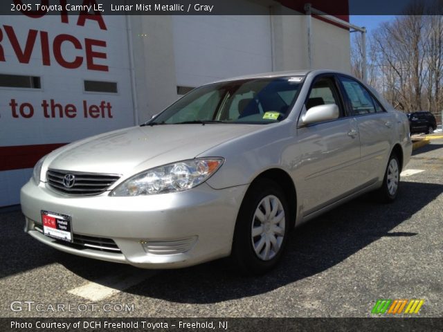 2005 Toyota Camry LE in Lunar Mist Metallic