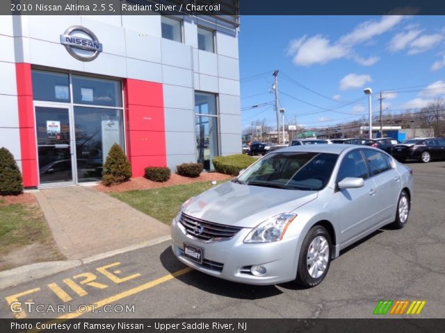 2010 Nissan Altima 2.5 S in Radiant Silver