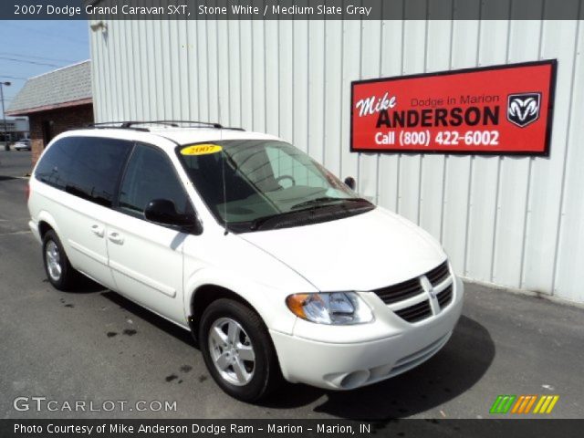 2007 Dodge Grand Caravan SXT in Stone White