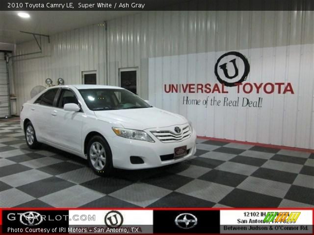2010 Toyota Camry LE in Super White