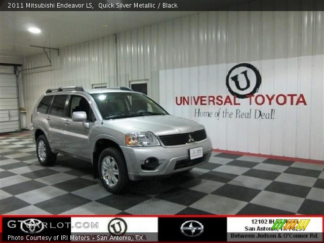 2011 Mitsubishi Endeavor LS in Quick Silver Metallic