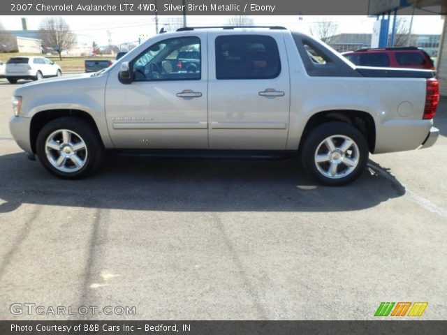 2007 Chevrolet Avalanche LTZ 4WD in Silver Birch Metallic