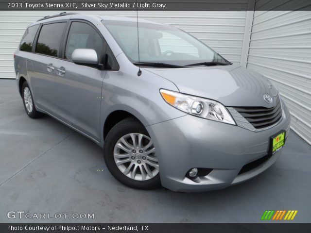 2013 Toyota Sienna XLE in Silver Sky Metallic