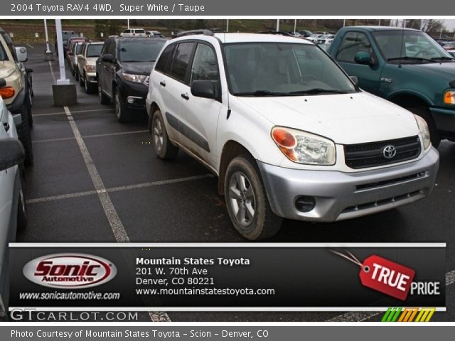 2004 Toyota RAV4 4WD in Super White