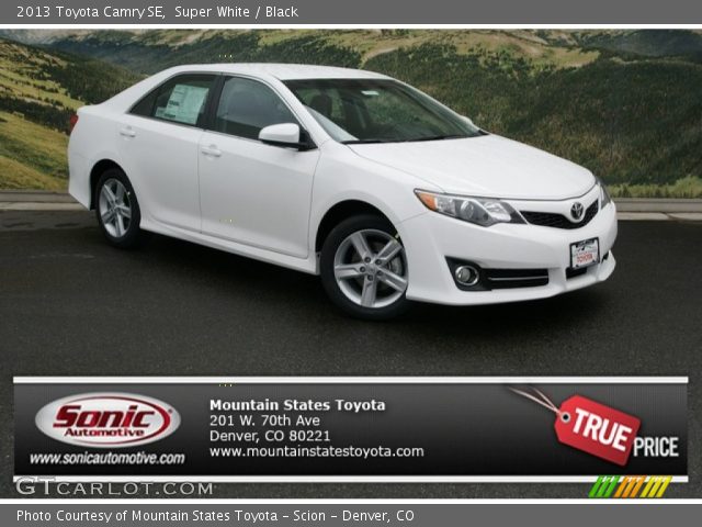 2013 Toyota Camry SE in Super White
